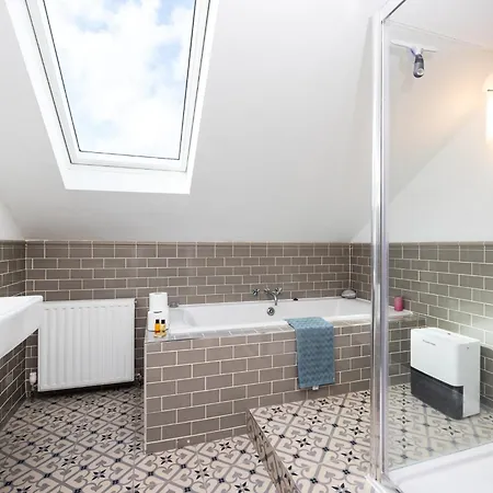 Charming Victorian 3bd Townhouse With Free Parking Apartment Dublin