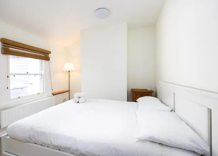 Charming Victorian 3bd Townhouse With Free Parking דירה דבלין