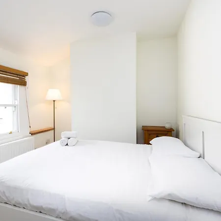 Charming Victorian 3bd Townhouse With Free Parking Lägenhet Dublin